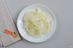 Суп с фасолью и огурцами Суп с фасолью и огурцами