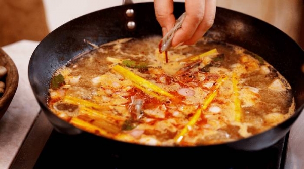 Том Ям — простой рецепт в домашних условиях с креветками
Том Ям — простой рецепт в домашних условиях с креветками