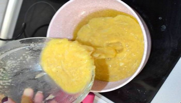 
Омлет на сковороде с сыром &mdash; 5 рецептов с овощами	