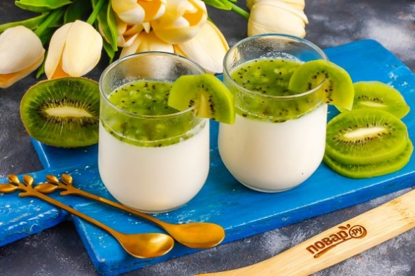 Панна-котта с киви Панна-котта с киви