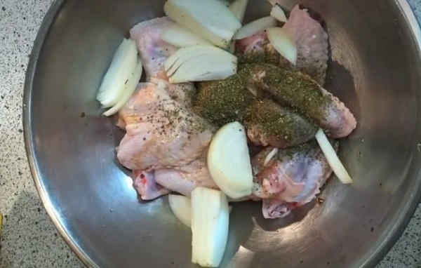 
Куриные крылышки с корочкой в духовке — 5 рецептов с фотографиями	