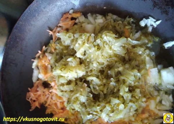 
Рассольник — классический рецепт с перловкой и солеными огурцами	