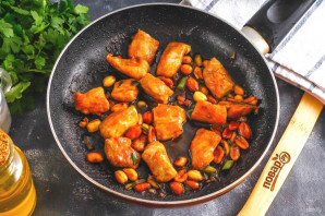 Свинина по-китайски с арахисом