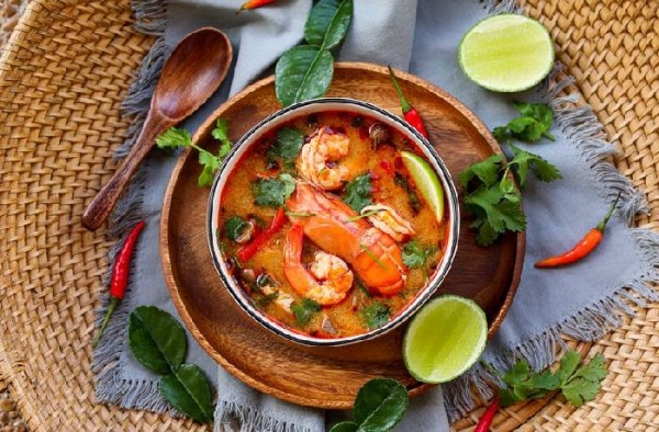 Том Ям — простой рецепт в домашних условиях с креветками
Том Ям — простой рецепт в домашних условиях с креветками