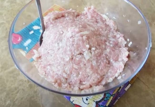 Беляши с мясом в духовке — 5 очень вкусных домашних рецептов
Беляши с мясом в духовке — 5 очень вкусных домашних рецептов