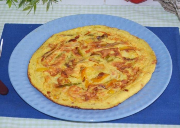 
Омлет на сковороде с сыром &mdash; 5 рецептов с овощами	