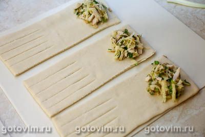 Круассаны из готового теста с курицей и сыром Круассаны из готового теста с курицей и сыром