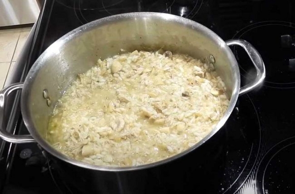 Ризотто — классический рецепт с курицей в домашних условиях
Ризотто — классический рецепт с курицей в домашних условиях