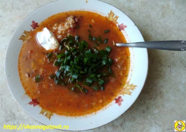 
Рассольник — классический рецепт с перловкой и солеными огурцами	