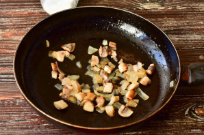 Капустная запеканка с грибами