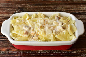 Капустная запеканка с грибами