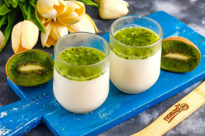 Панна-котта с киви Панна-котта с киви