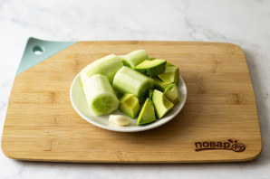 Коктейль из авокадо Коктейль из авокадо