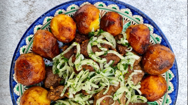 Казан кебаб из говядины Казан кебаб из говядины