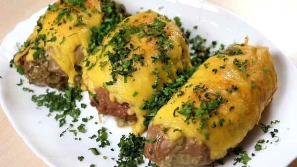 Мясные рулеты с начинкой