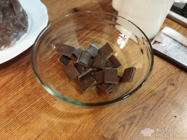 Рецепт: Блинный торт с творожным кремом - протёртая черная смородина, шоколадная глазурь, орехи и много эмоций Рецепт: Блинный торт с творожным кремом - протёртая черная смородина, шоколадная глазурь, орехи и много эмоций