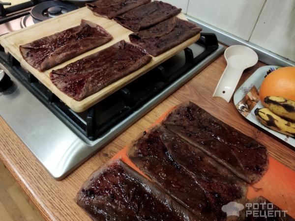 Рецепт: Блинный торт с творожным кремом - протёртая черная смородина, шоколадная глазурь, орехи и много эмоций Рецепт: Блинный торт с творожным кремом - протёртая черная смородина, шоколадная глазурь, орехи и много эмоций