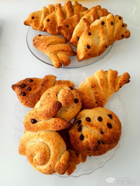 Рецепт: Булочки "Птички" - Встречаем весну! Весенние булочки "Птички" - сладкие, творожные булочки для детей.