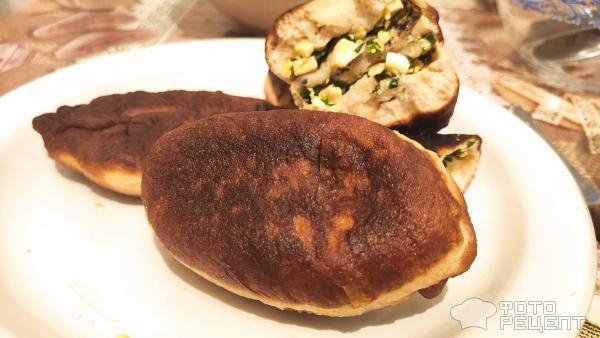 Рецепт: Пирожки с яйцом и луком - бабушкины Рецепт: Пирожки с яйцом и луком - бабушкины