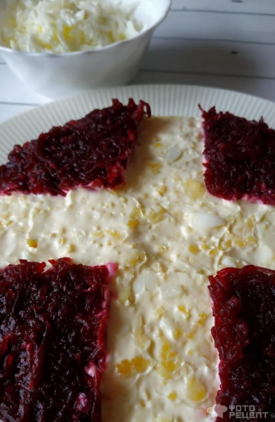 Рецепт: Салат "Генеральский" - в праздничном оформлении Рецепт: Салат "Генеральский" - в праздничном оформлении