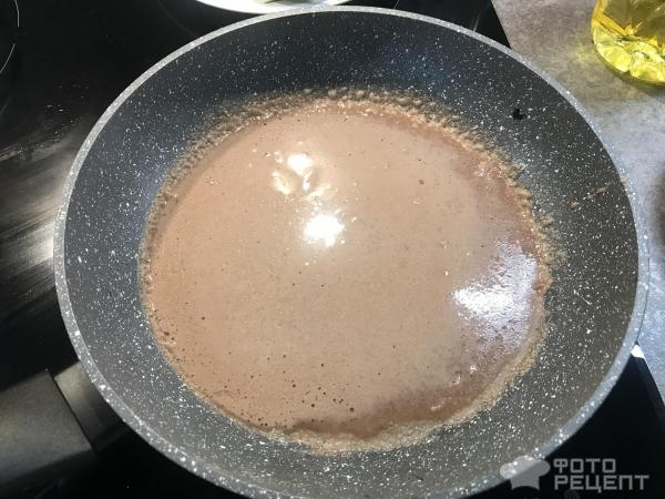 Рецепт: Шоколадные блины с творогом - нежные, ванильно-шоколадные Рецепт: Шоколадные блины с творогом - нежные, ванильно-шоколадные