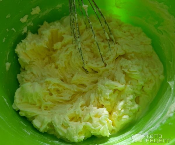 Рецепт: Торт "Кошечка" на день рождения девочке - Бисквитный торт "Кошечка" с масляным кремом и черешней. И кексы "Кошачьи лапки". Рецепт: Торт "Кошечка" на день рождения девочке - Бисквитный торт "Кошечка" с масляным кремом и черешней. И кексы "Кошачьи лапки".