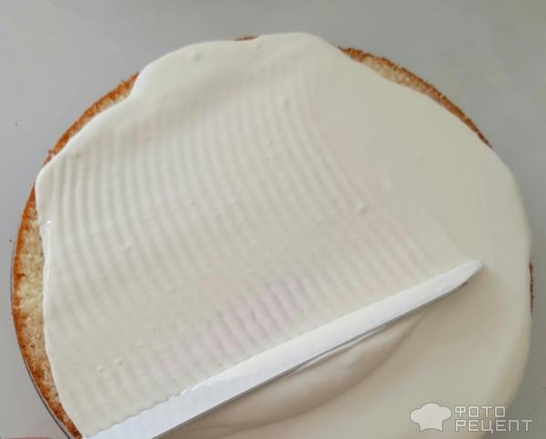 Рецепт: Торт "Кошечка" на день рождения девочке - Бисквитный торт "Кошечка" с масляным кремом и черешней. И кексы "Кошачьи лапки". Рецепт: Торт "Кошечка" на день рождения девочке - Бисквитный торт "Кошечка" с масляным кремом и черешней. И кексы "Кошачьи лапки".