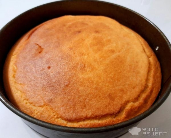 Рецепт: Торт "Кошечка" на день рождения девочке - Бисквитный торт "Кошечка" с масляным кремом и черешней. И кексы "Кошачьи лапки". Рецепт: Торт "Кошечка" на день рождения девочке - Бисквитный торт "Кошечка" с масляным кремом и черешней. И кексы "Кошачьи лапки".