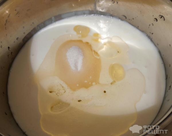 Рецепт: Торт "Кошечка" на день рождения девочке - Бисквитный торт "Кошечка" с масляным кремом и черешней. И кексы "Кошачьи лапки". Рецепт: Торт "Кошечка" на день рождения девочке - Бисквитный торт "Кошечка" с масляным кремом и черешней. И кексы "Кошачьи лапки".