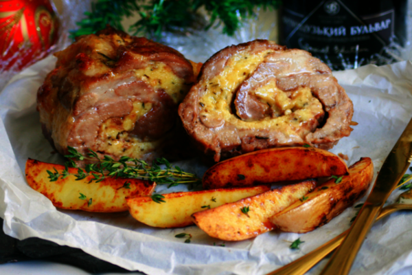 Свинина под шубой из тёртой картошки Свинина под шубой из тёртой картошки