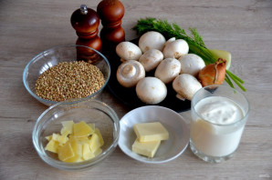 Зеленая гречка с грибами Зеленая гречка с грибами