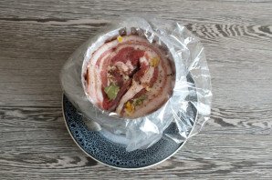 Грудинка в ветчиннице Грудинка в ветчиннице