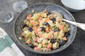 Салат "Ленинградский" Салат "Ленинградский"