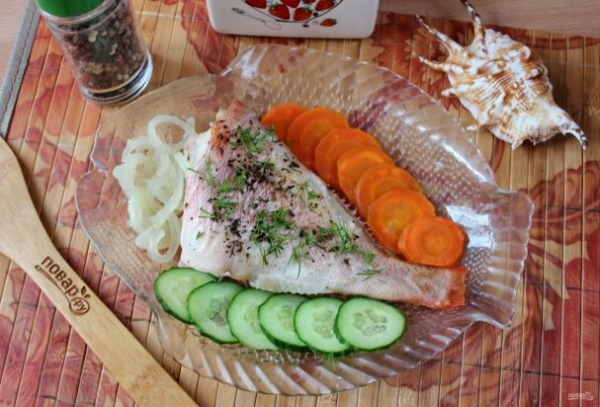 Морской окунь в пароварке