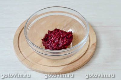 Оладьи из свеклы на сыворотке Оладьи из свеклы на сыворотке