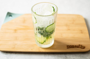 Лимонад "Орегано Физз" Лимонад "Орегано Физз"