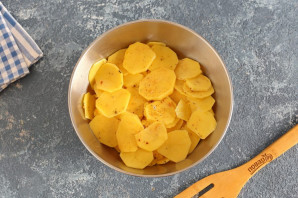 Судак на овощной подушке