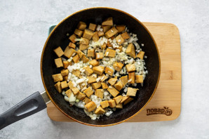 Гуляш из сейтана Гуляш из сейтана