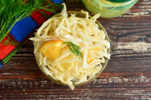 Квашеная капуста с апельсином Квашеная капуста с апельсином