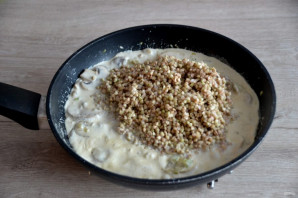 Зеленая гречка с грибами Зеленая гречка с грибами