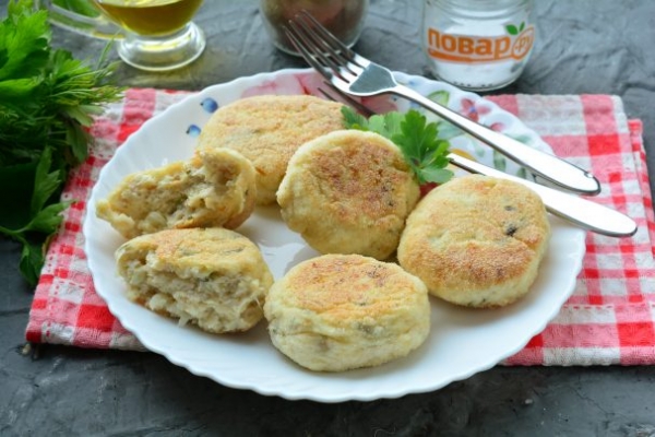 Котлеты с солеными огурцами Котлеты с солеными огурцами