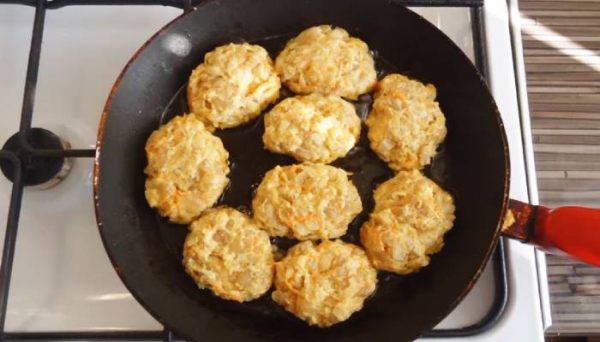 Куриные рубленные котлеты — самые вкусные рецепты на сковороде
Куриные рубленные котлеты — самые вкусные рецепты на сковороде