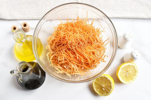 Салат с куриной грудкой и капустой Салат с куриной грудкой и капустой