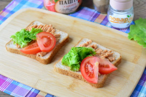 Бутерброды с паштетом на праздничный стол Бутерброды с паштетом на праздничный стол