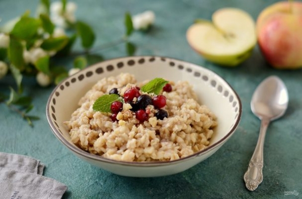 Овсянка с яблочным пюре Овсянка с яблочным пюре