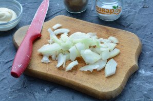 Салат с морской капустой и грибами