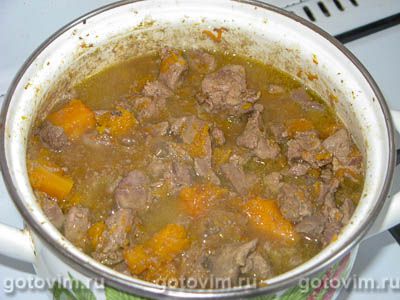 Куриная печень и сердечки, тушенные с тыквой Куриная печень и сердечки, тушенные с тыквой