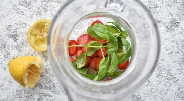 Клубничный мохито, пошаговый рецепт с фото Клубничный мохито, пошаговый рецепт с фото