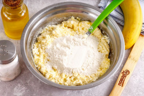 Сырники без сахара с бананом Сырники без сахара с бананом