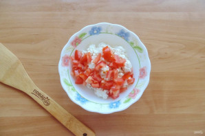 Бутерброды с творогом и помидорами Бутерброды с творогом и помидорами